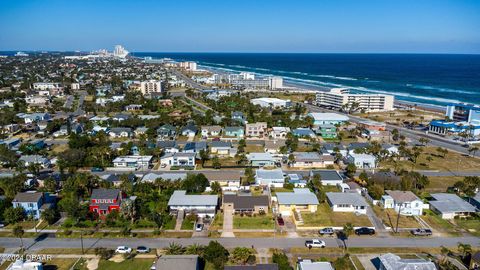 A home in Daytona Beach