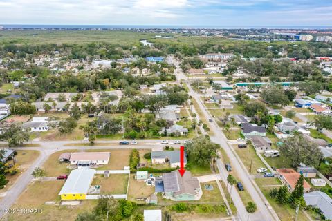 A home in New Smyrna Beach