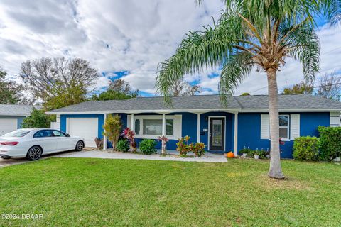 A home in South Daytona