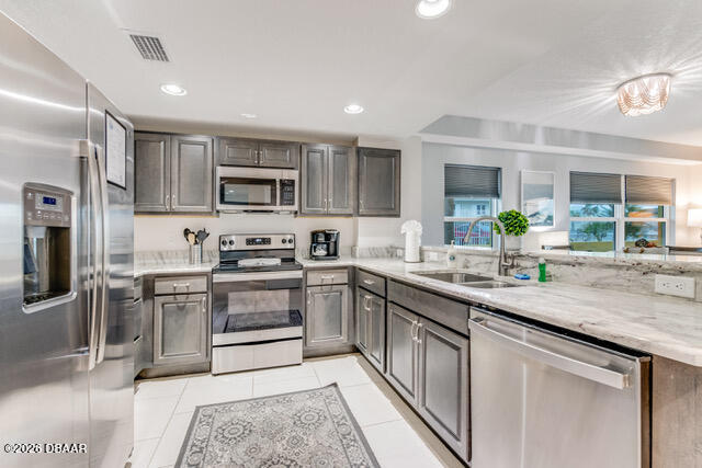 3721 S Atlantic Avenue