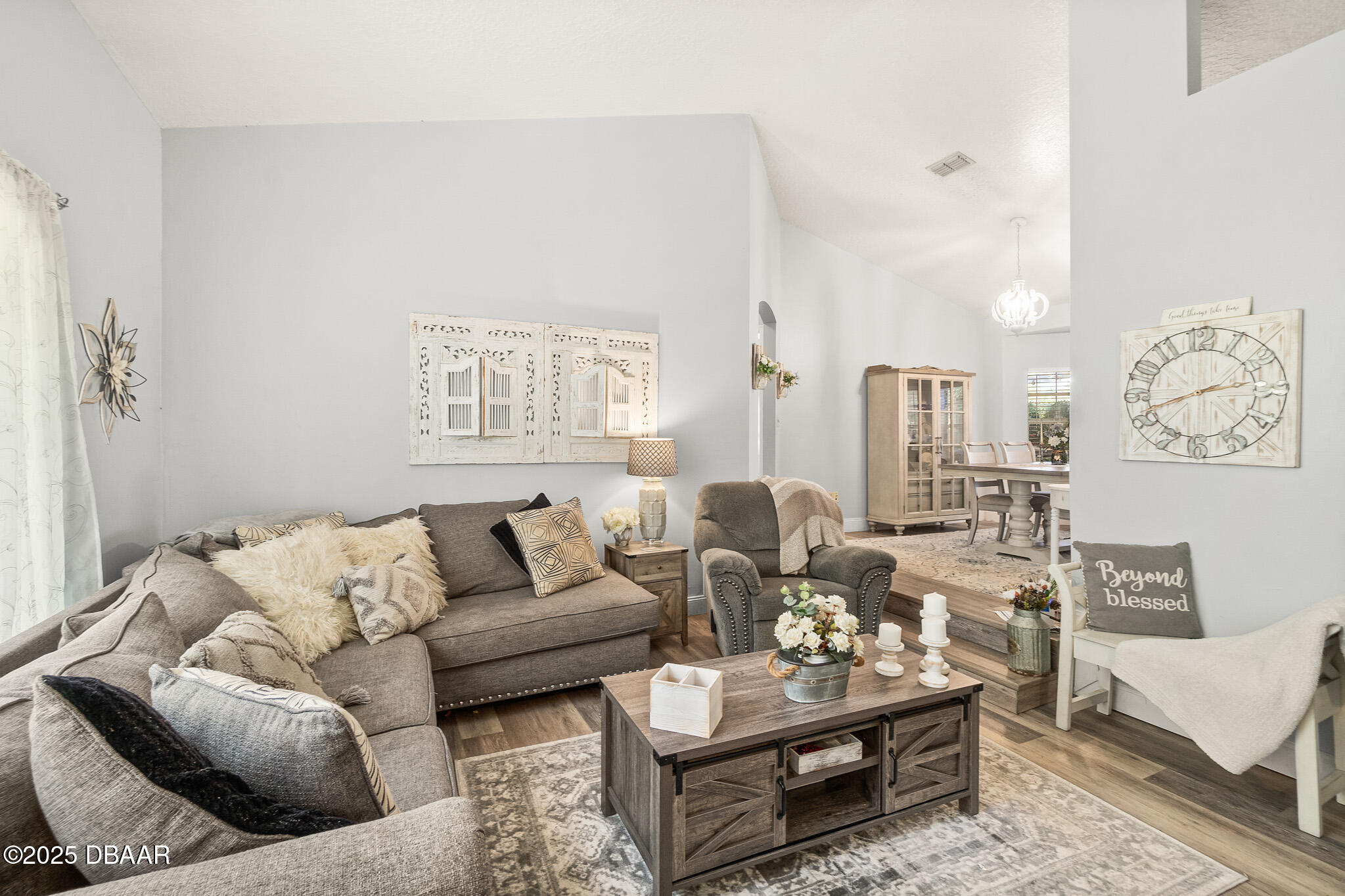 2163 Fireside Road