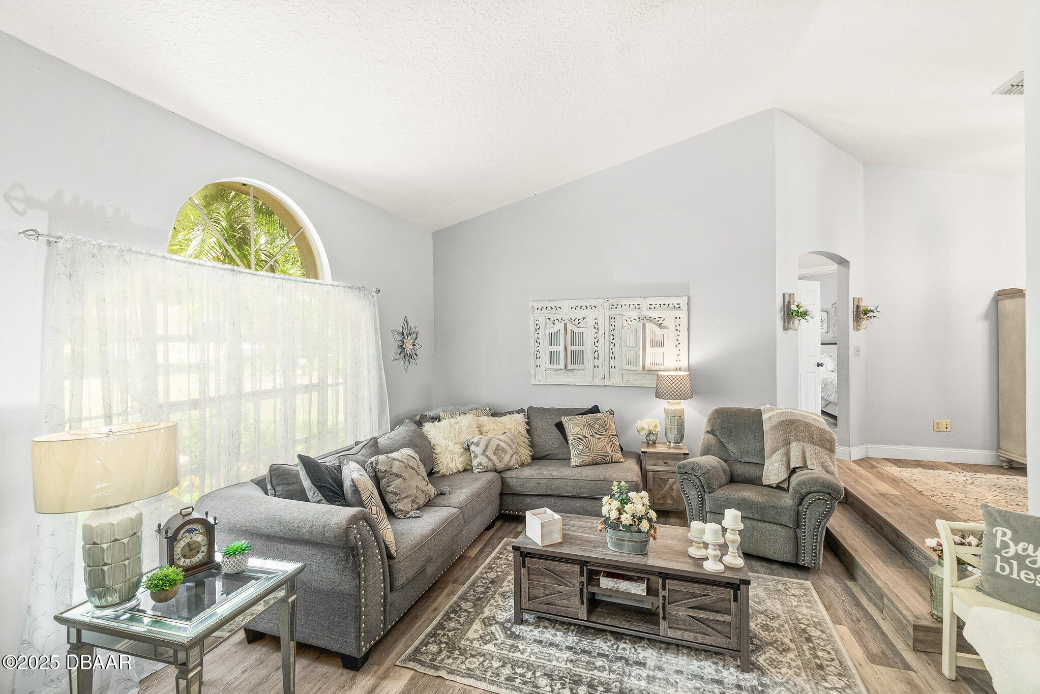 2163 Fireside Road