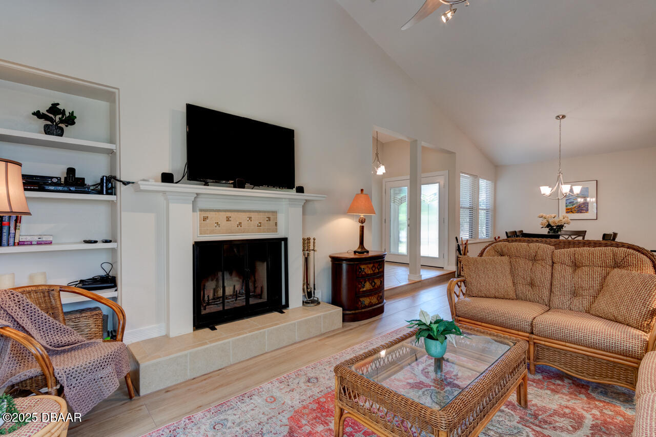 101 Silver Fern Court