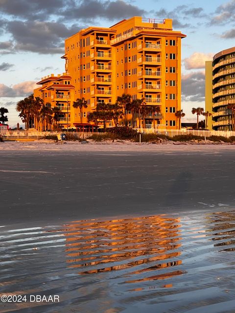 A home in New Smyrna Beach