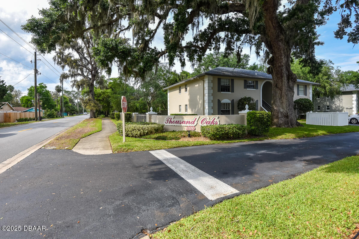 203 S Orchard Street 5C