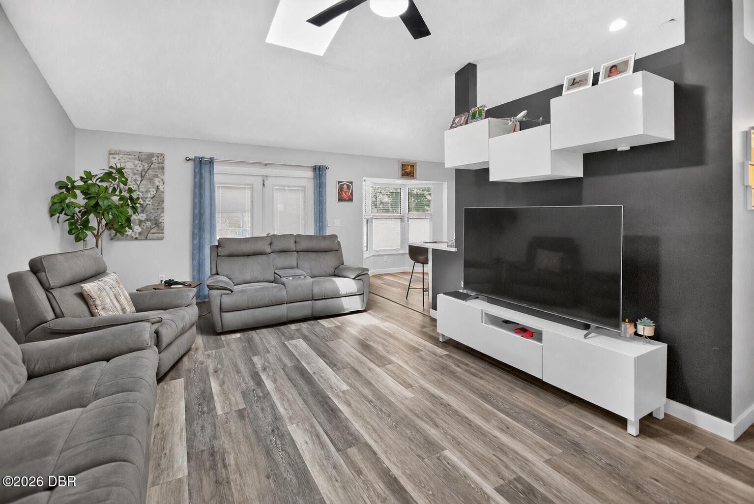 4632 Golden Apples Trail