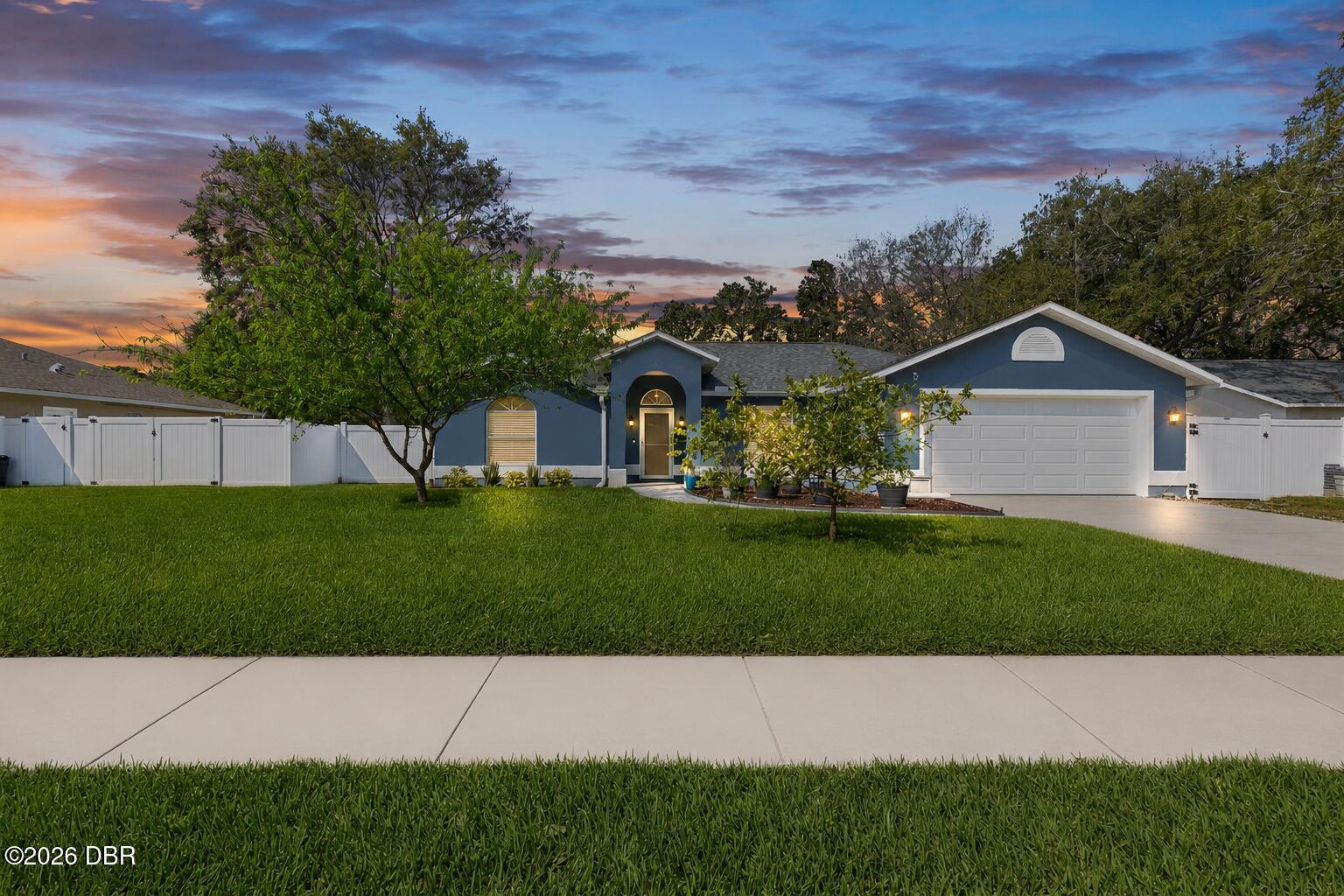 4632 Golden Apples Trail