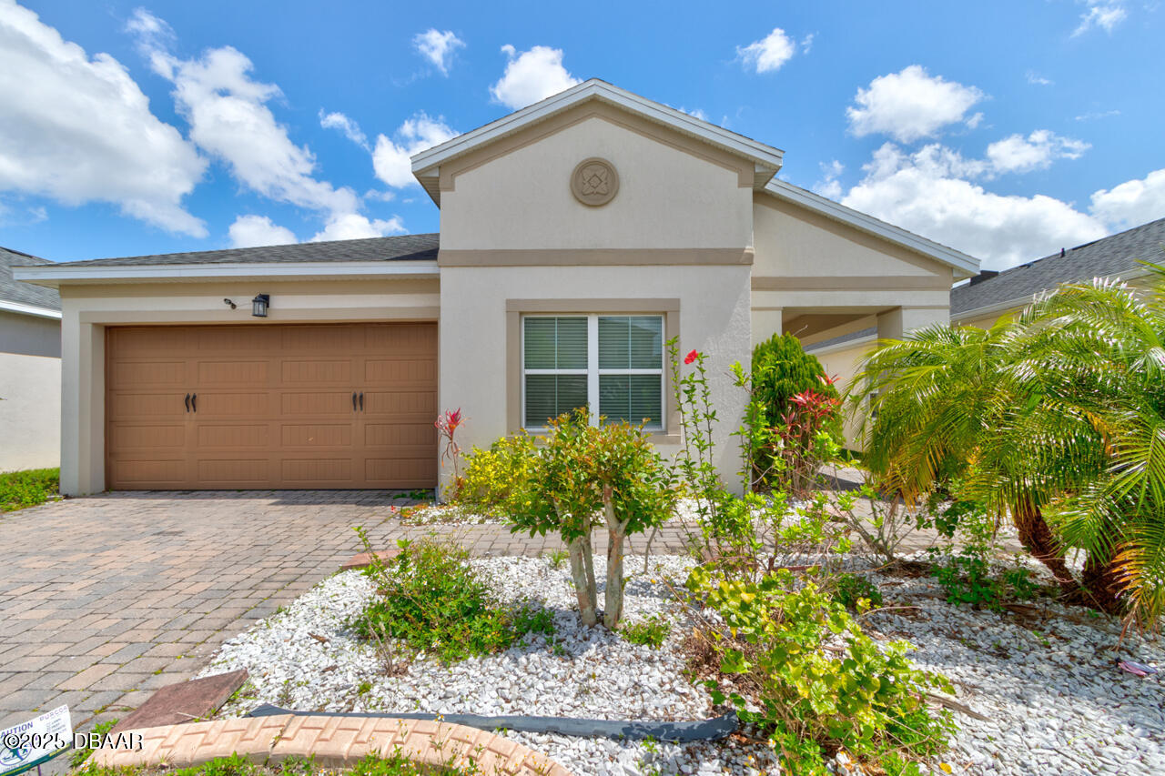 5427 Estero Loop