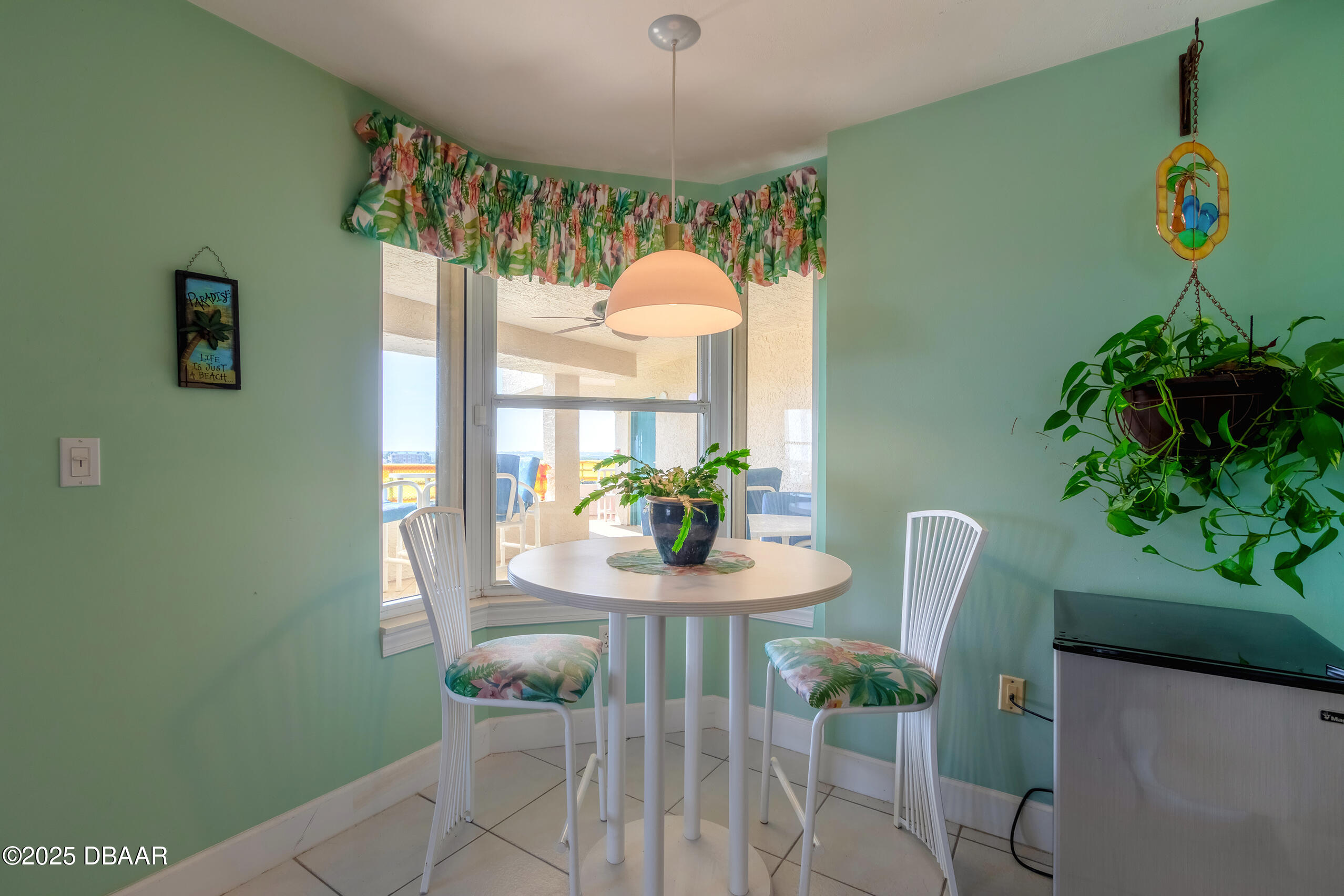 4631 S Atlantic Avenue