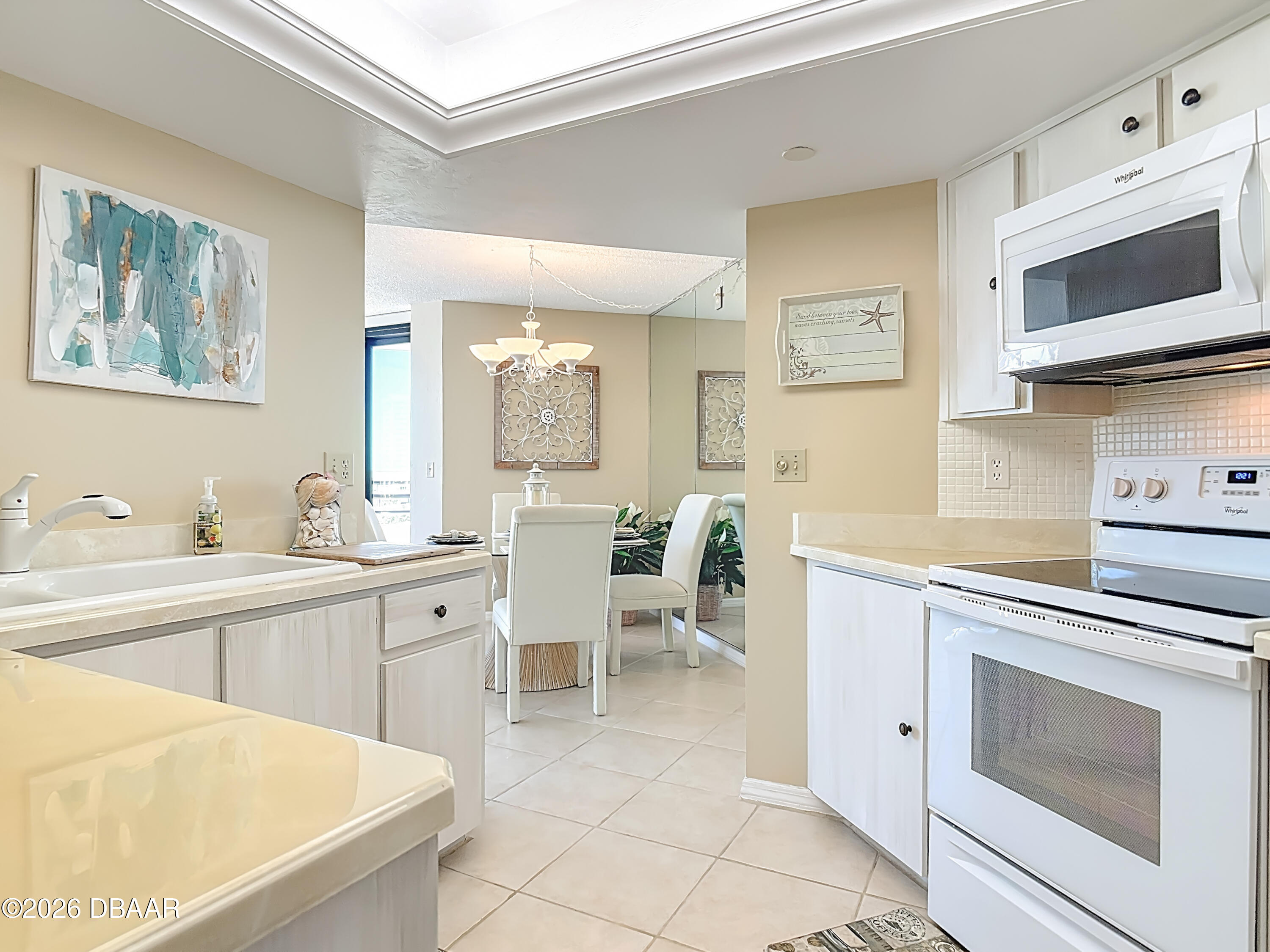 1 Oceans West Boulevard