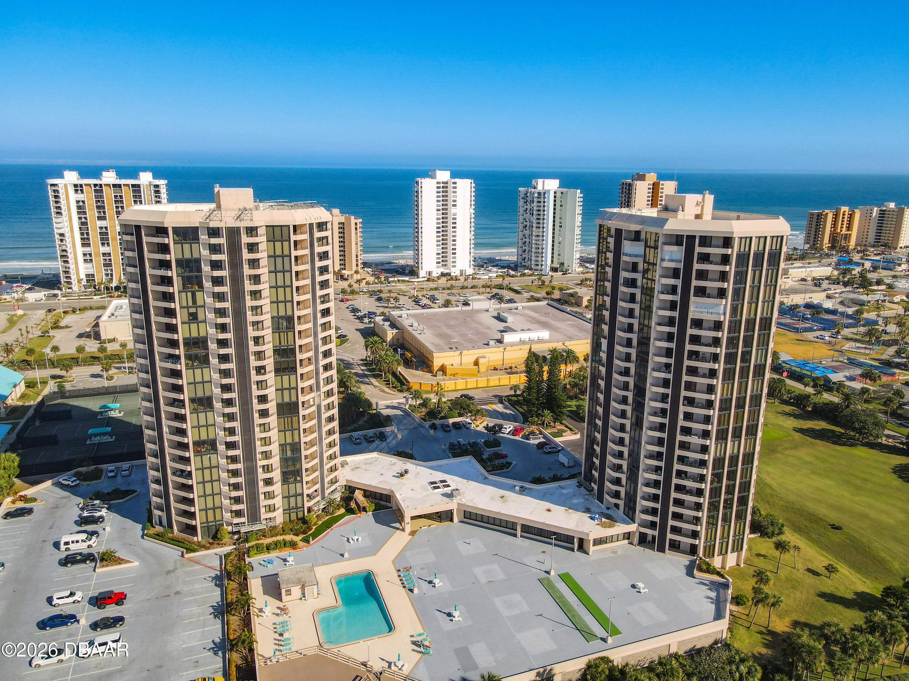 1 Oceans West Boulevard