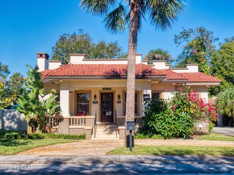 A home in New Smyrna Beach