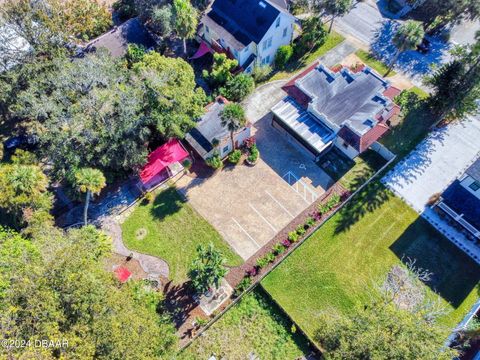 A home in New Smyrna Beach