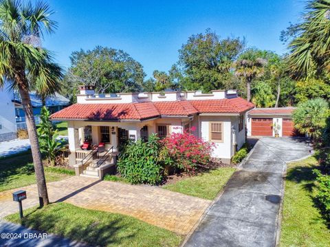 A home in New Smyrna Beach