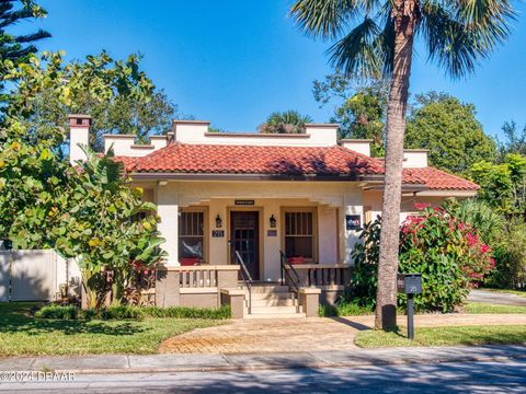 A home in New Smyrna Beach