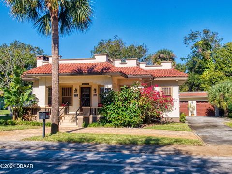 A home in New Smyrna Beach