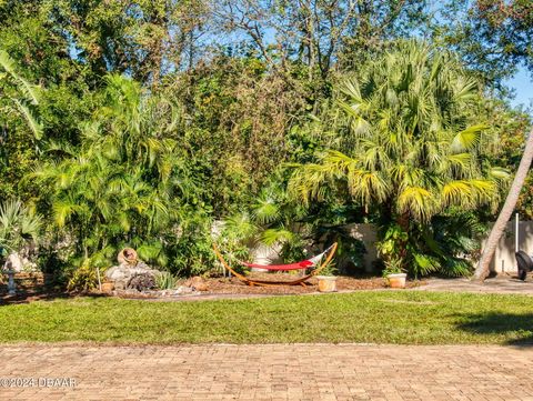 A home in New Smyrna Beach