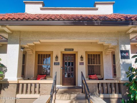 A home in New Smyrna Beach