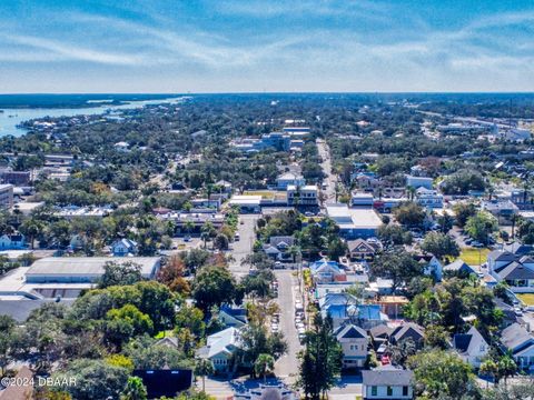 A home in New Smyrna Beach