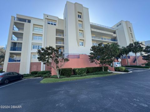 A home in New Smyrna Beach