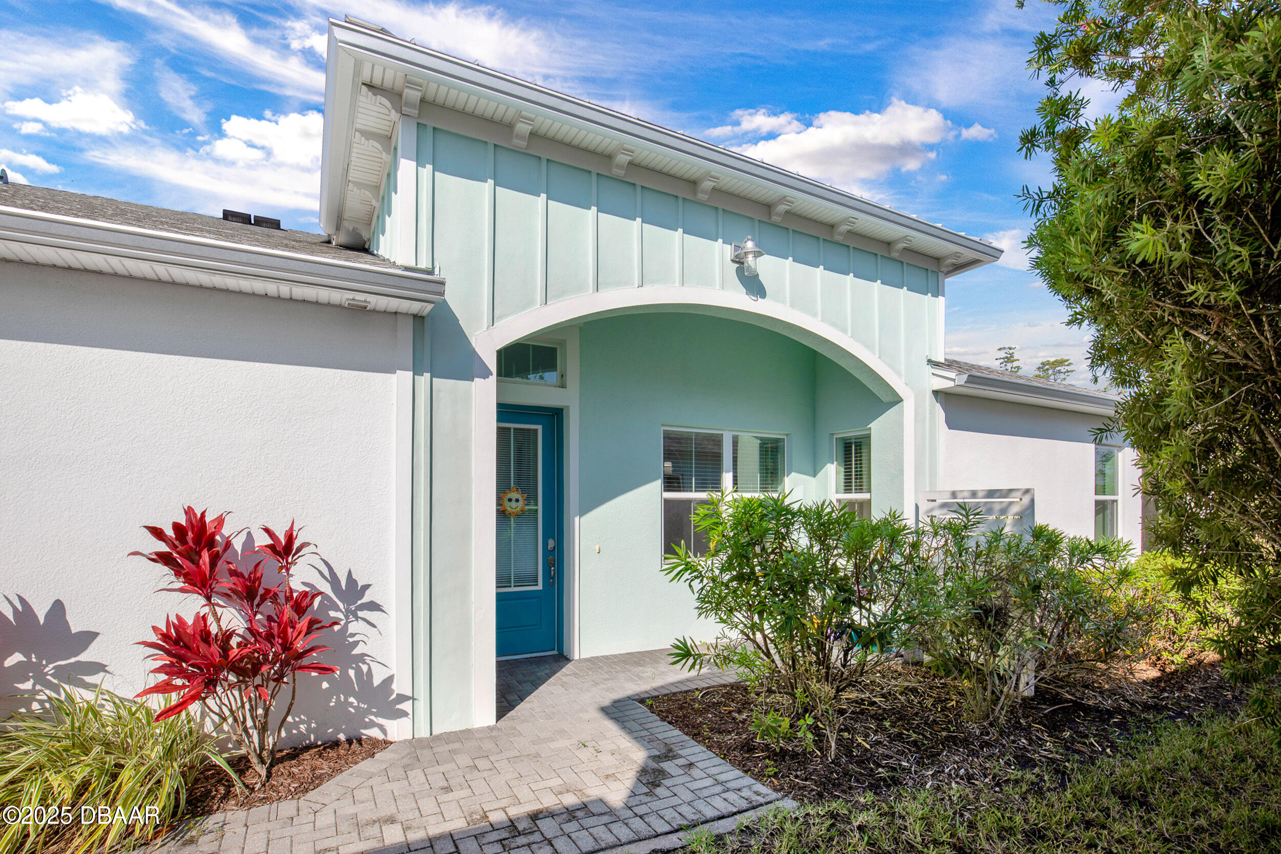 221 Island Breeze Avenue