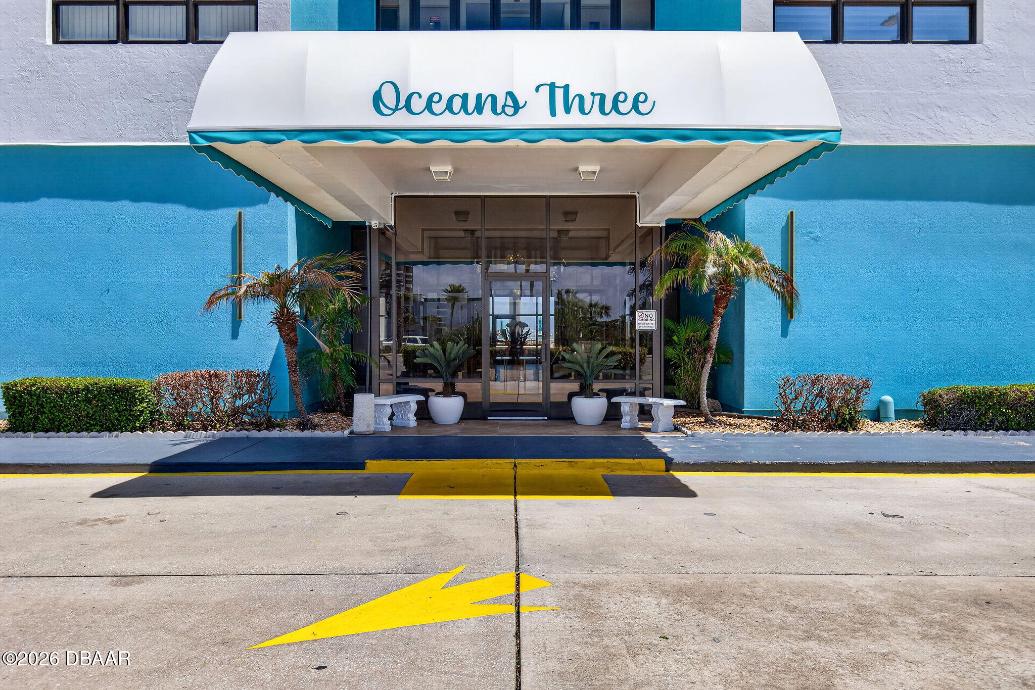 3043 S Atlantic Avenue