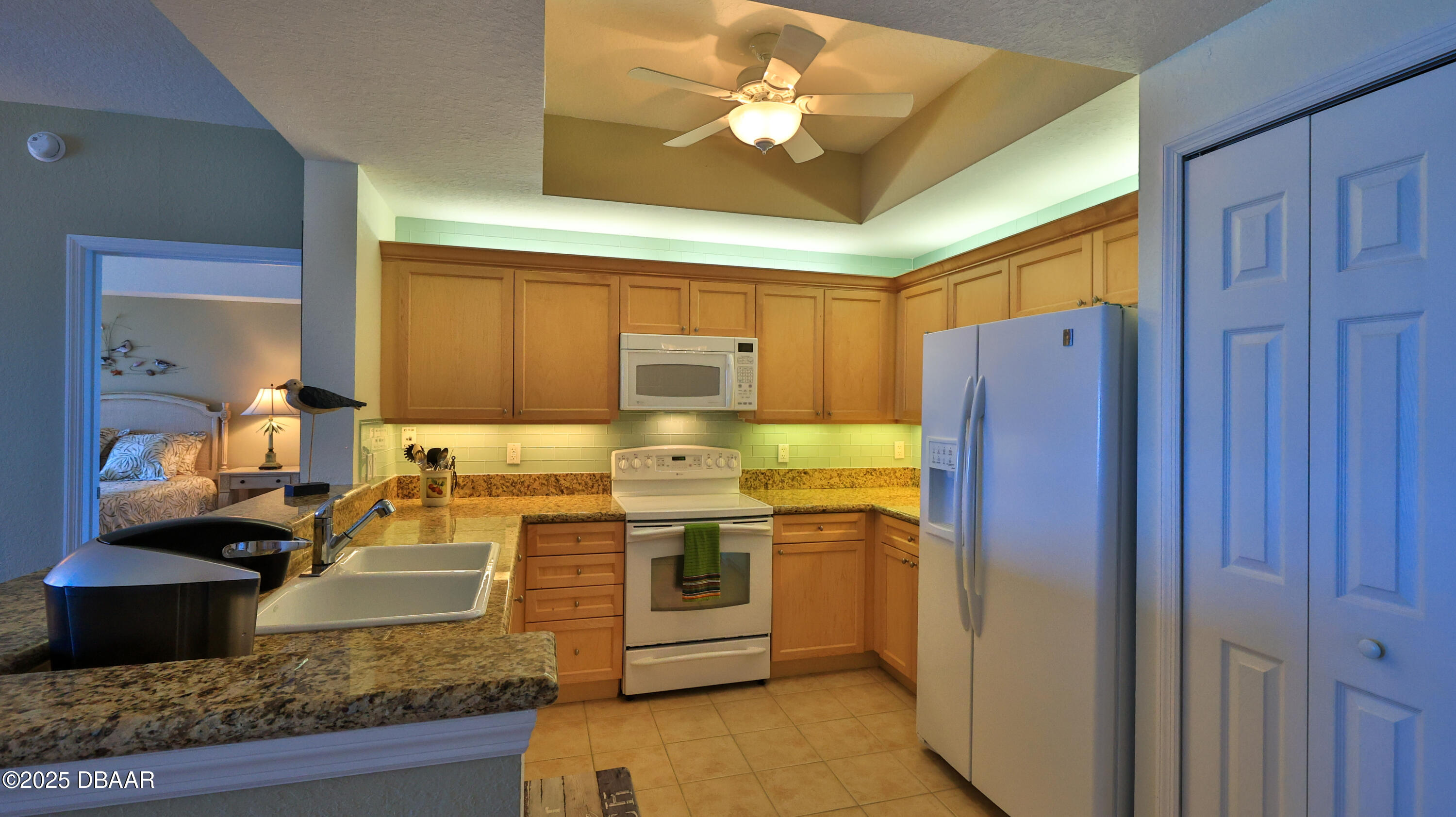 2 Oceans West Boulevard