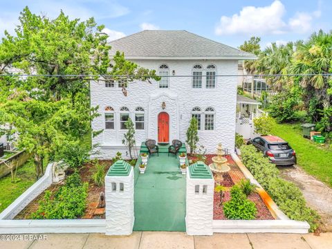 A home in Daytona Beach