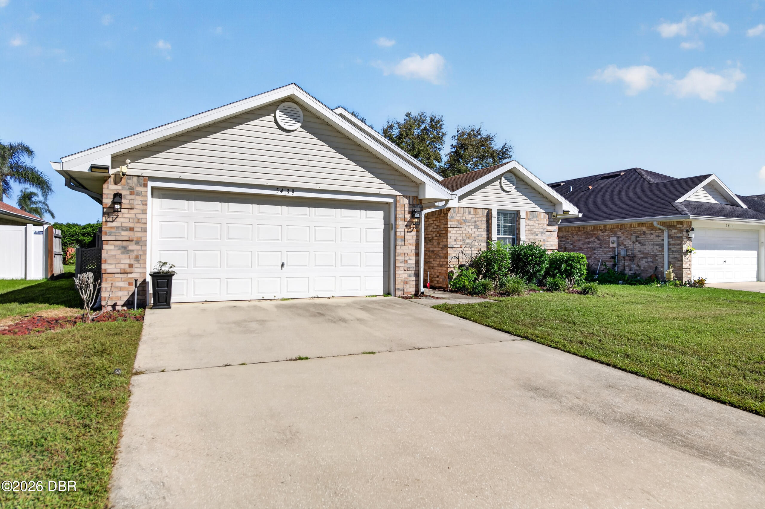 5439 Ward Lake Drive