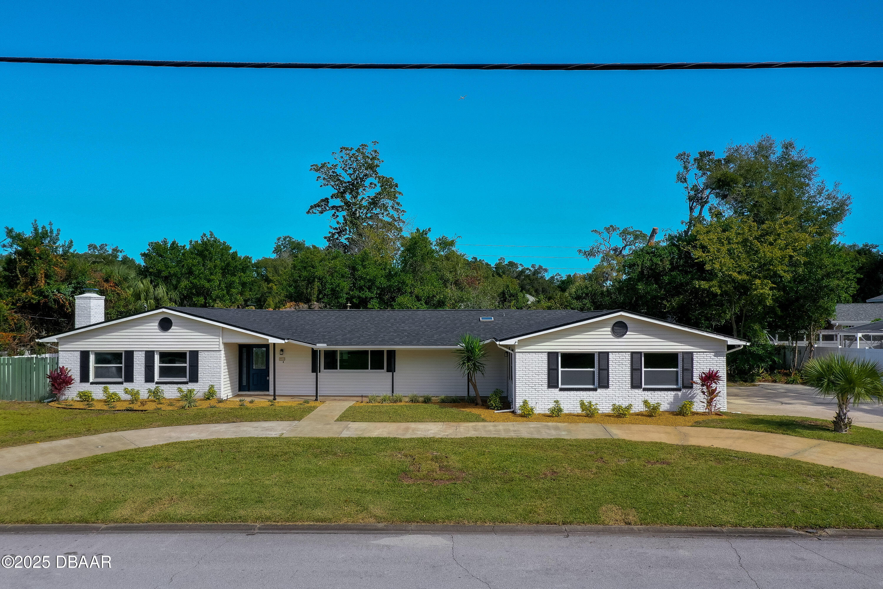 71 N St Andrews Drive