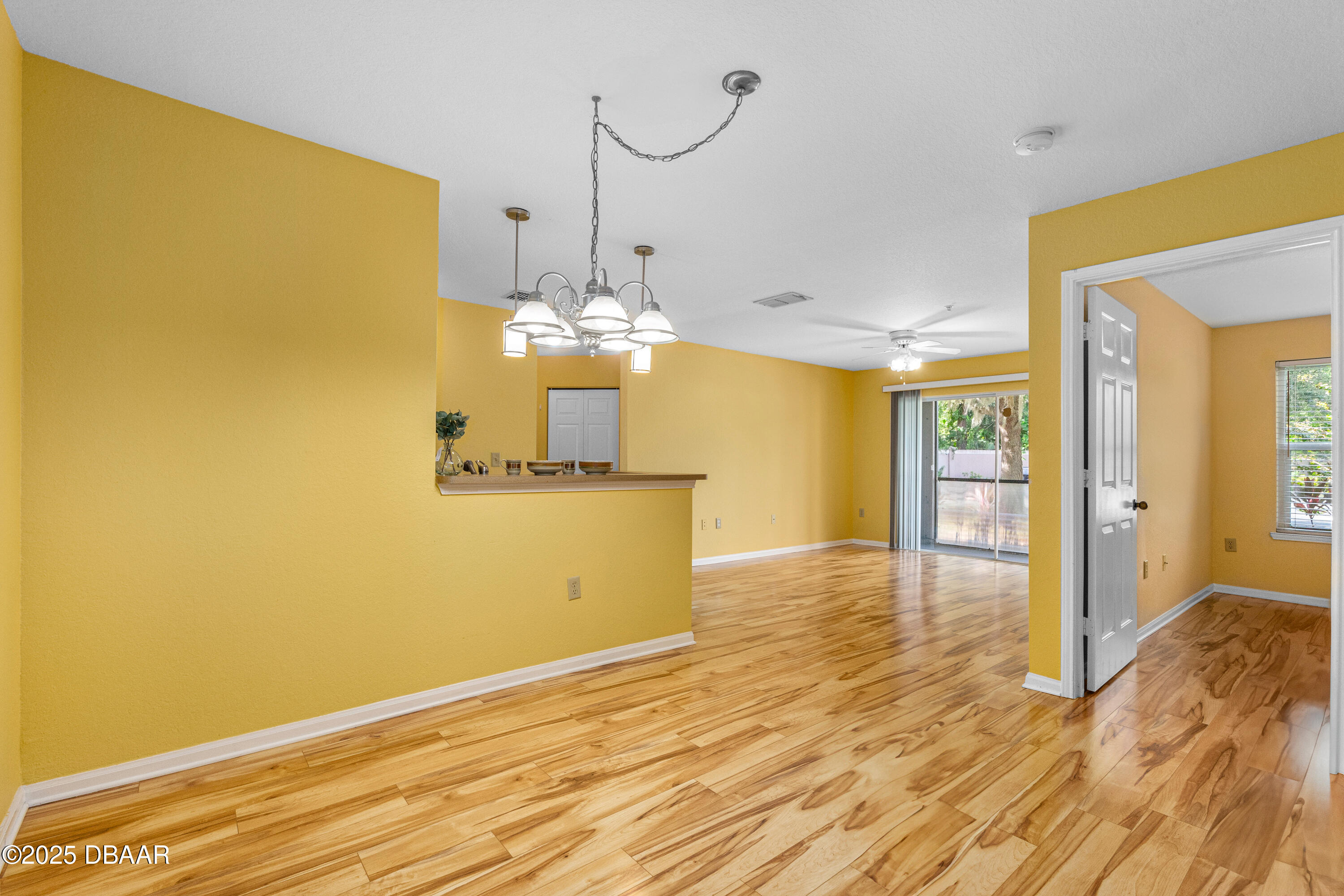 940 Village Trail 6-111