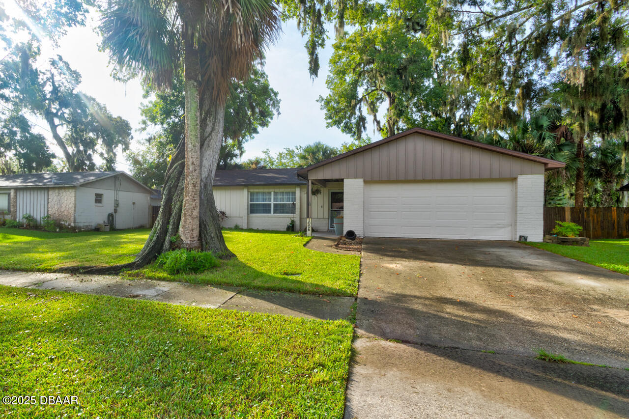 1006 Calle Grande Street