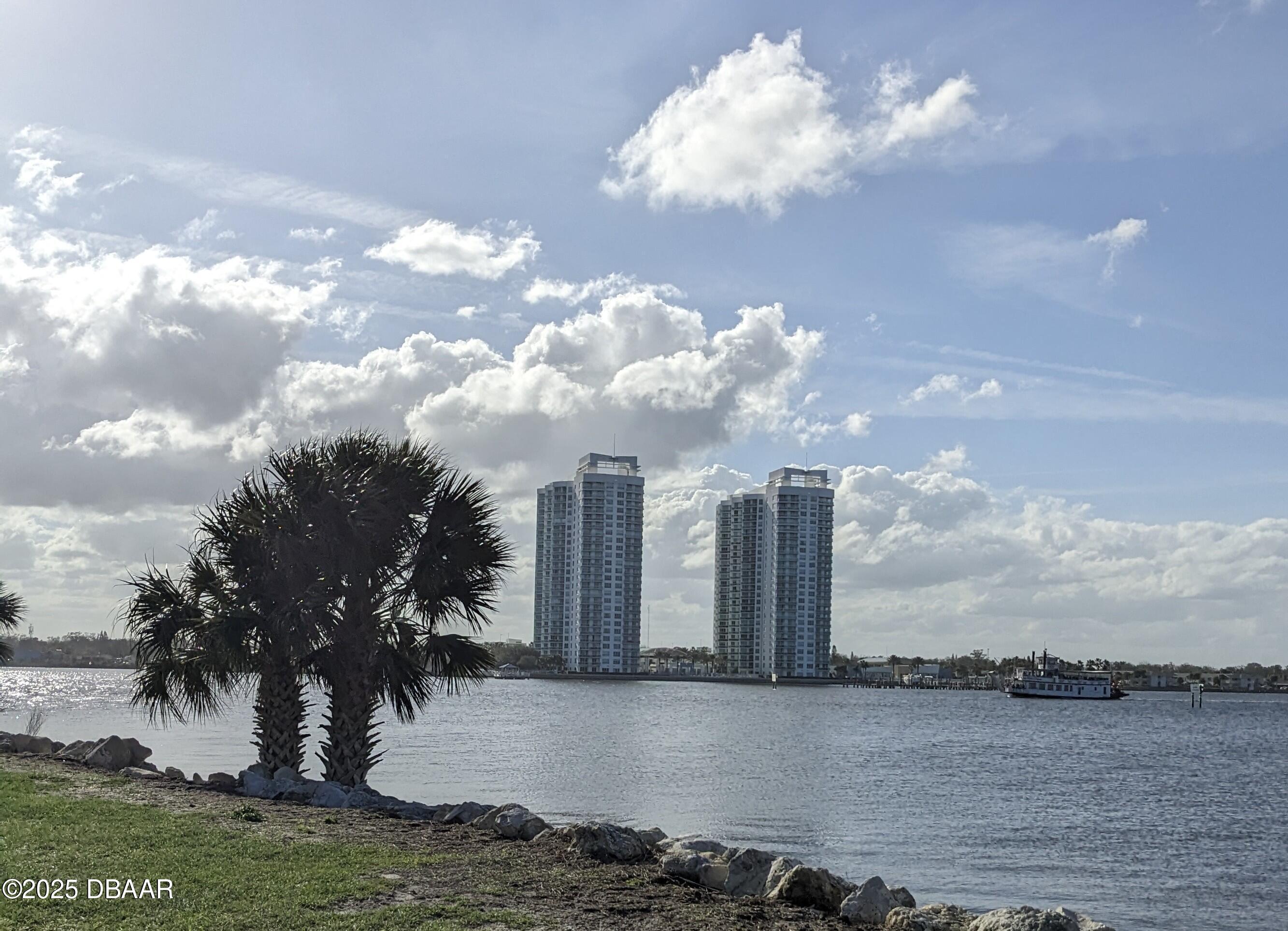 241 Riverside Drive 2402