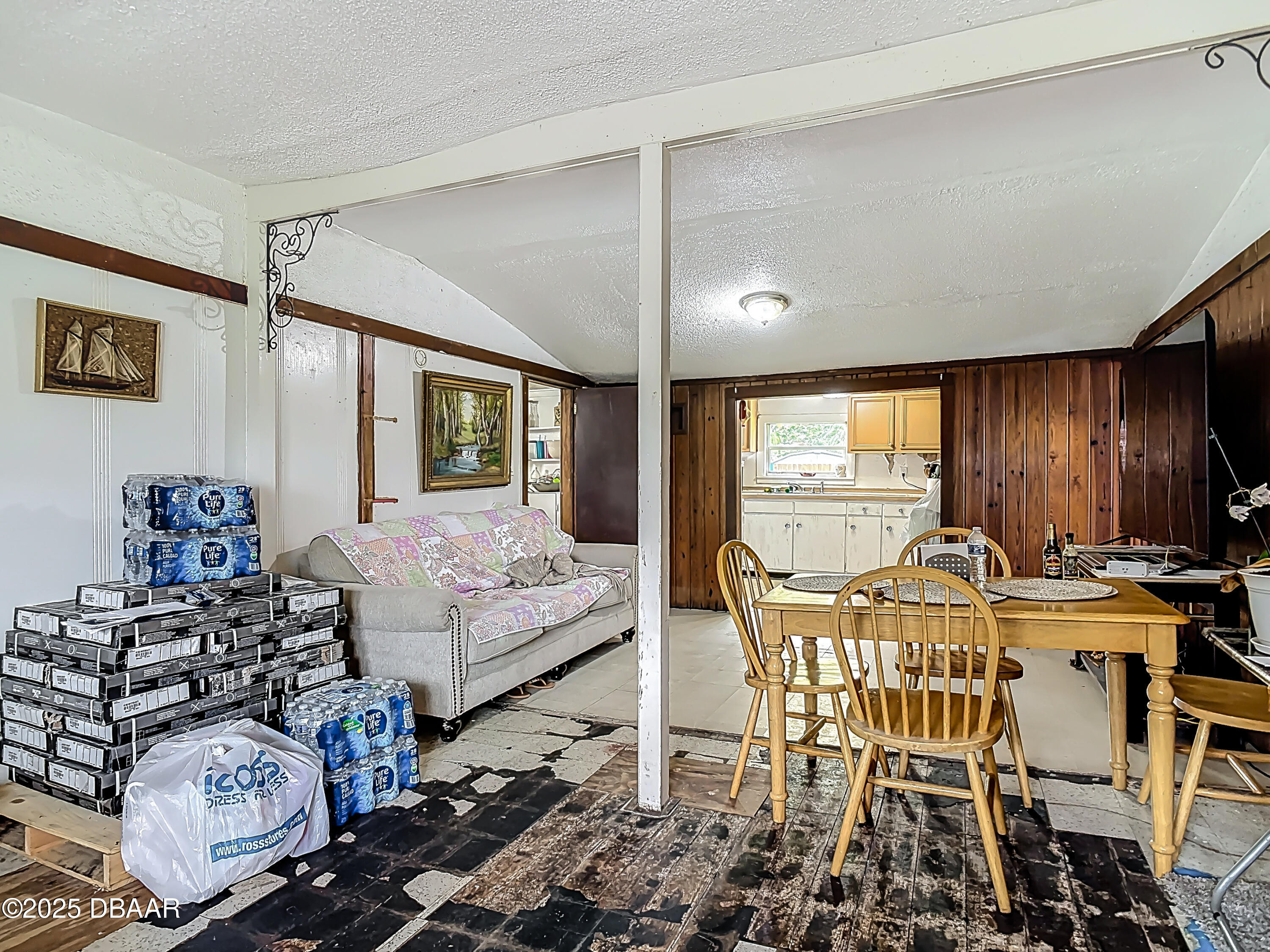 305 Ocean Avenue