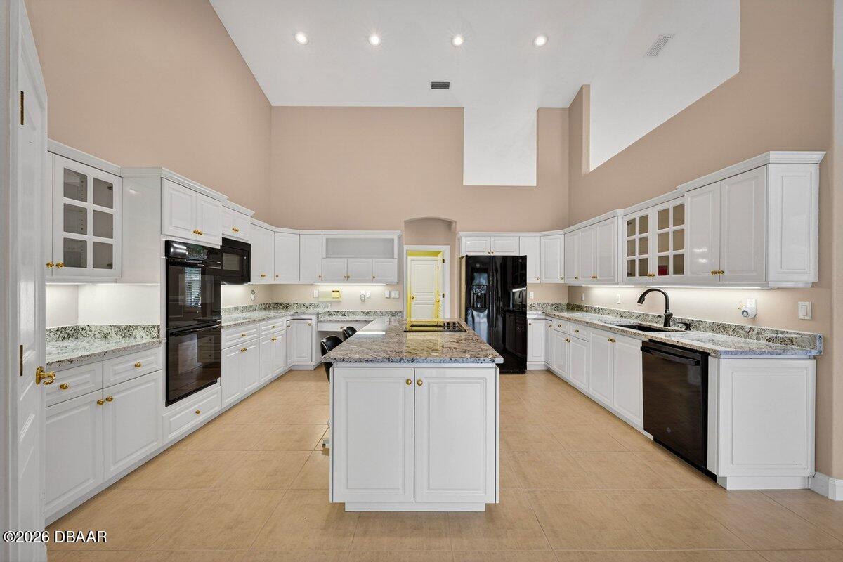 6099 Sabal Hammock Circle