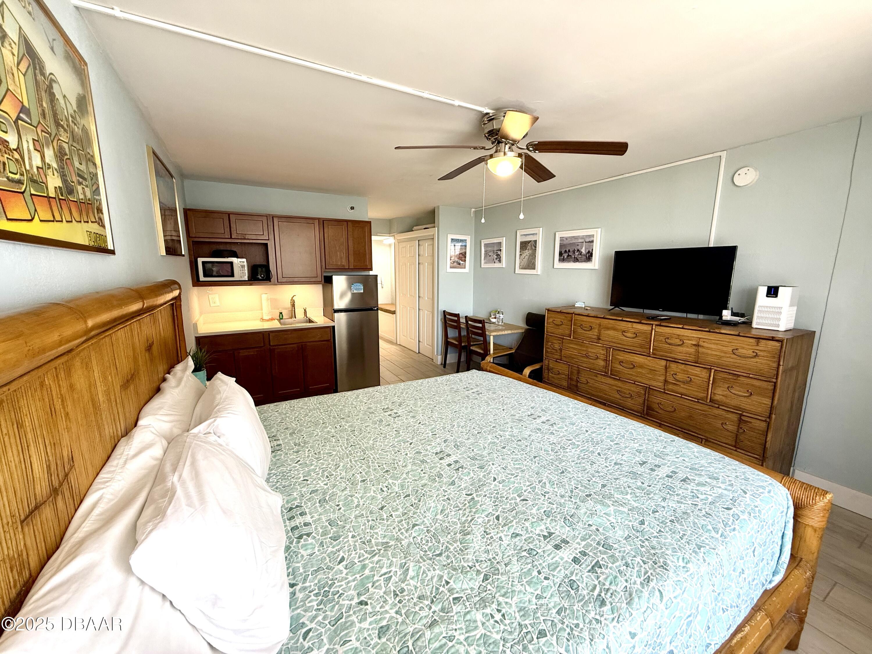 2043 S Atlantic Avenue 705