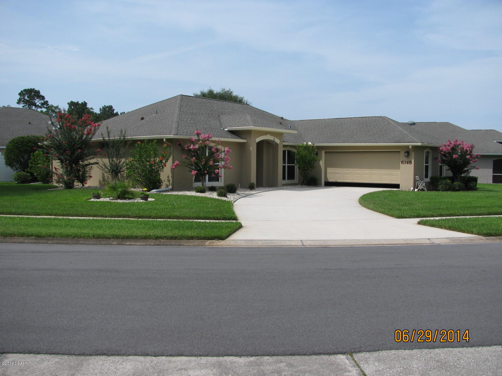 Photo 1 of 26 — 6145 SABAL POINT Circle, Port Orange, FL 32128