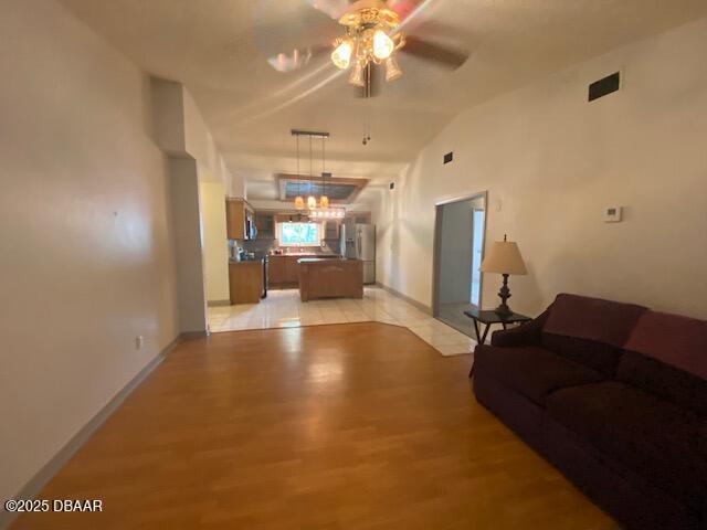 1045 Amber Circle