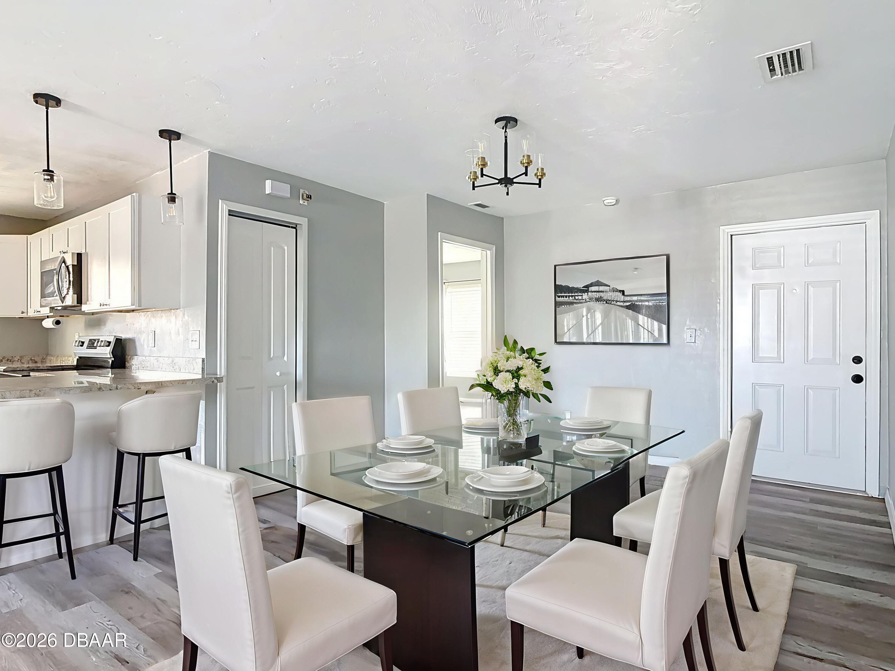 841 Hollywood Street