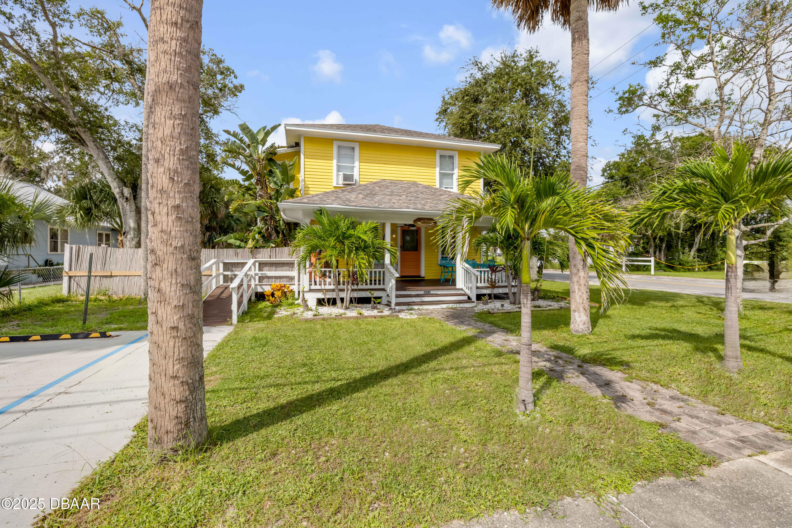 200 Live Oak Street
