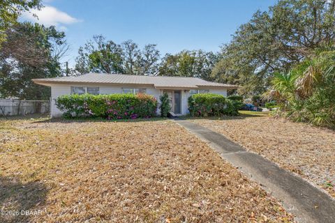 1247 Cedar Circle Daytona Beach FL 32117