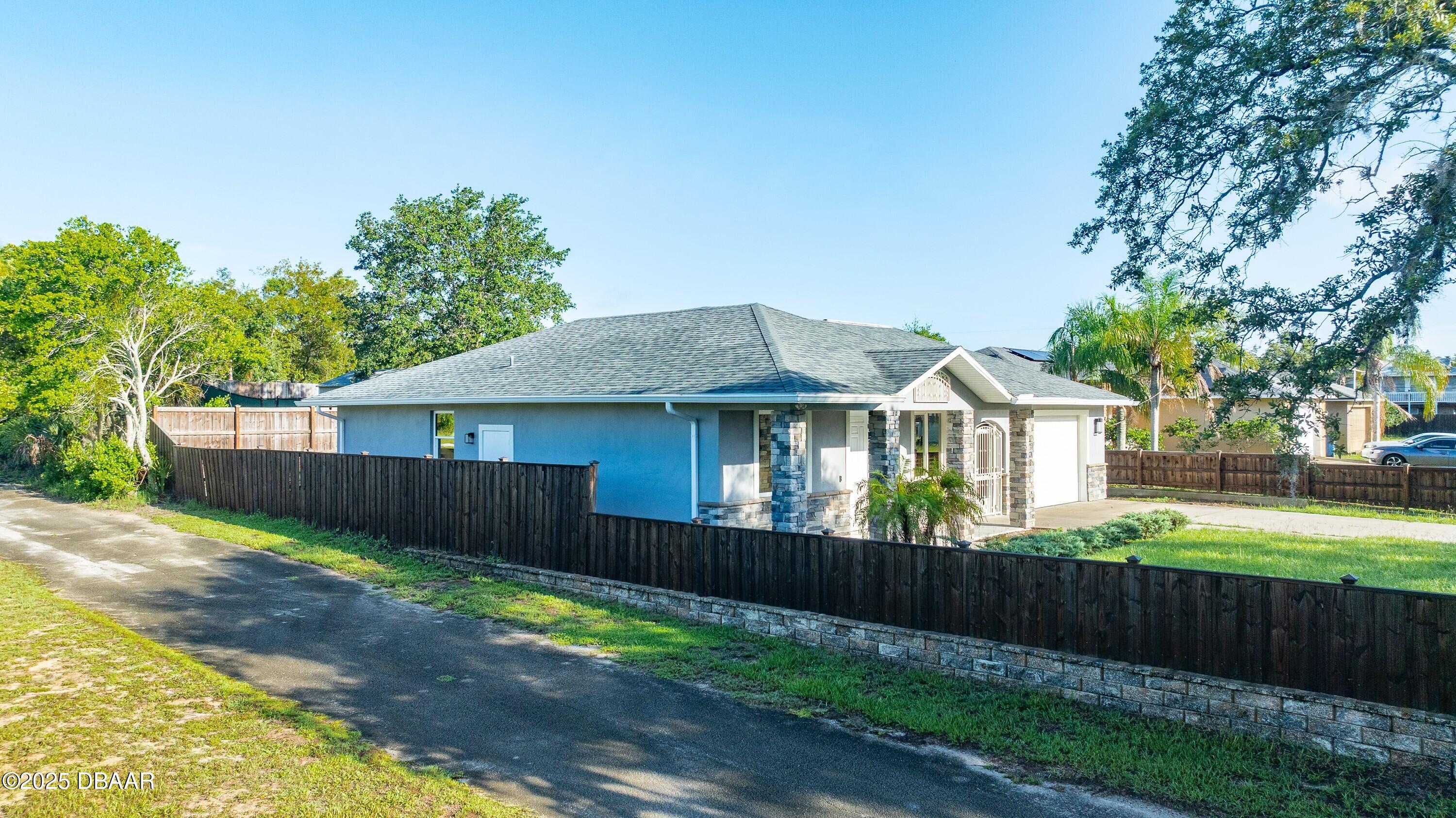 2010 Forest Avenue