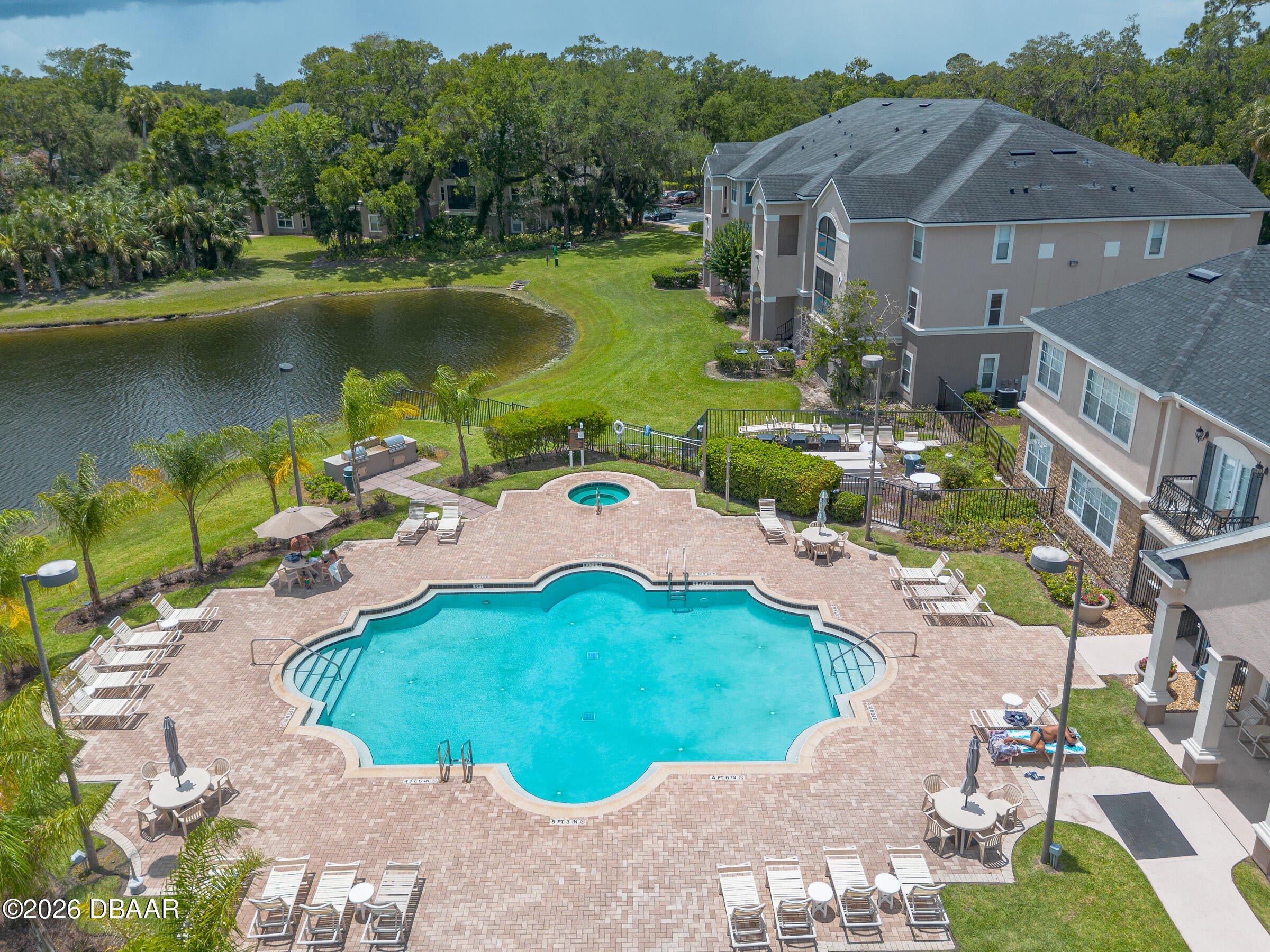 940 Village Trail