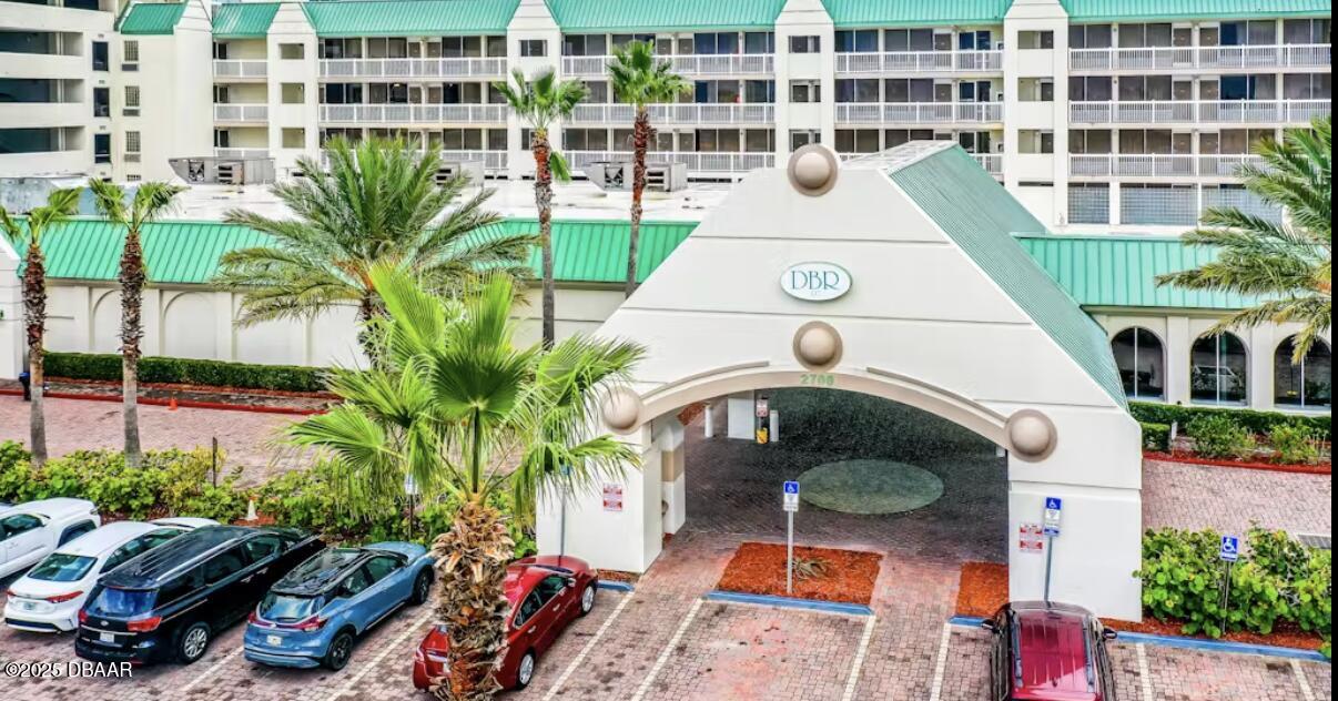 2700 N Atlantic Avenue 652