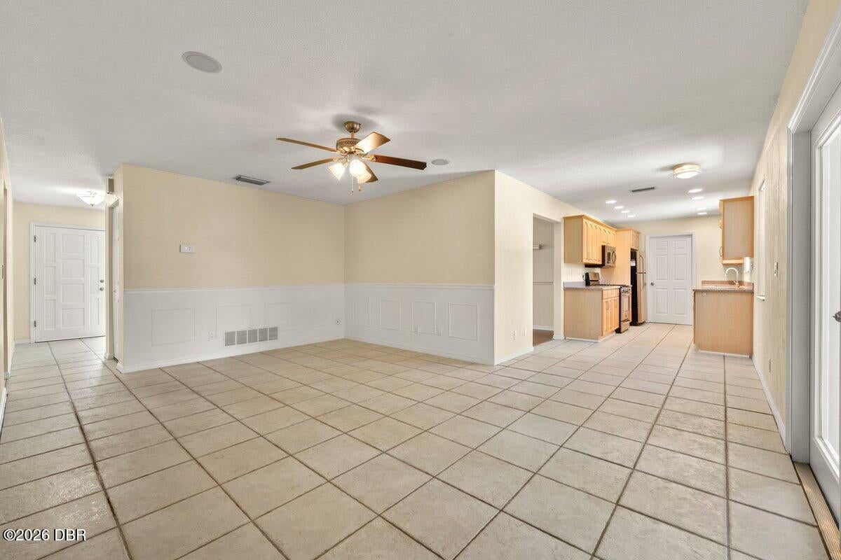10 Brookside Drive
