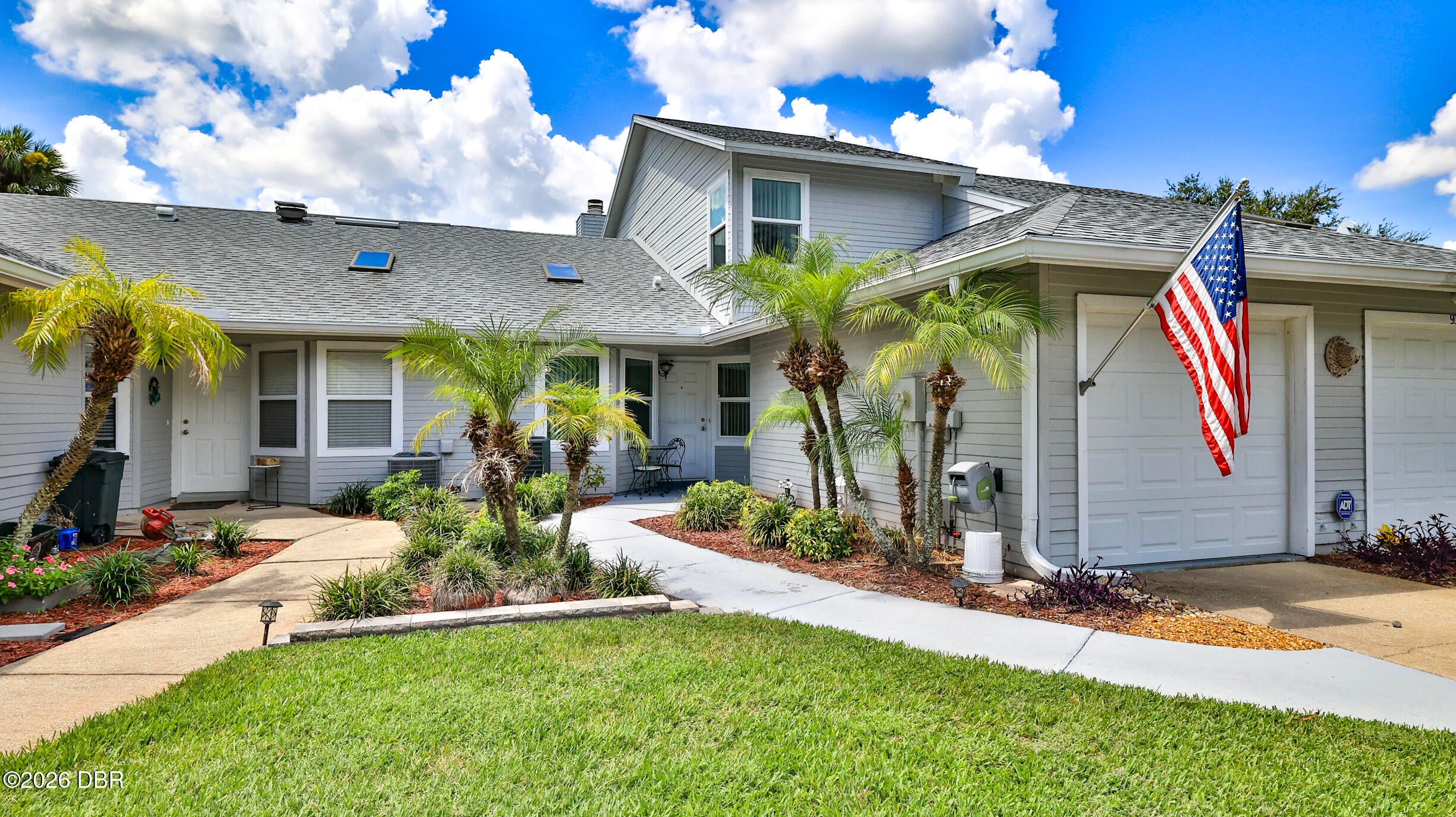 932 Meadow View Drive