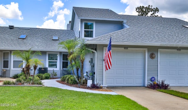 932 MEADOW VIEW DR, PORT ORANGE, FL 32127 - Image bec0be359eb55f6265a05e554aabd760/803795262