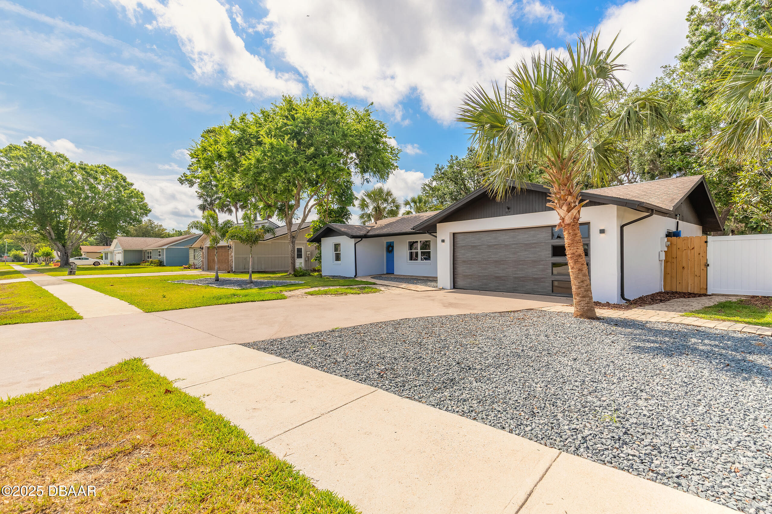 612 Moonpenny Circle