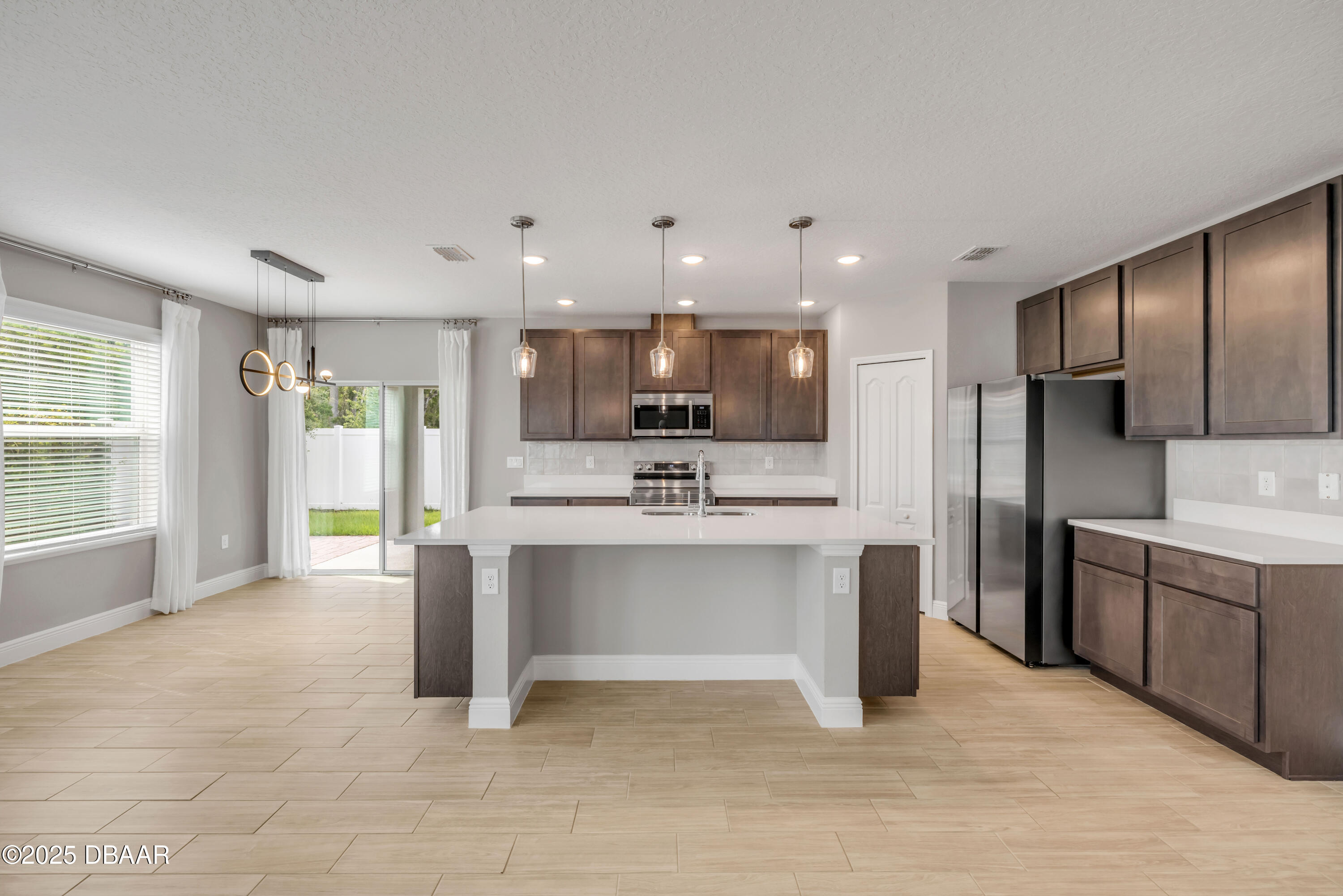 2211 Elegant Manor Circle