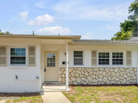 167 N Hill Avenue 60 DeLand FL 32724